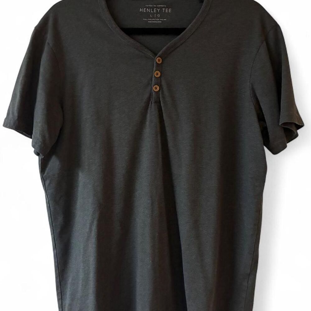 Cotton On Garments Charcoal Men’s Large Henley Tee